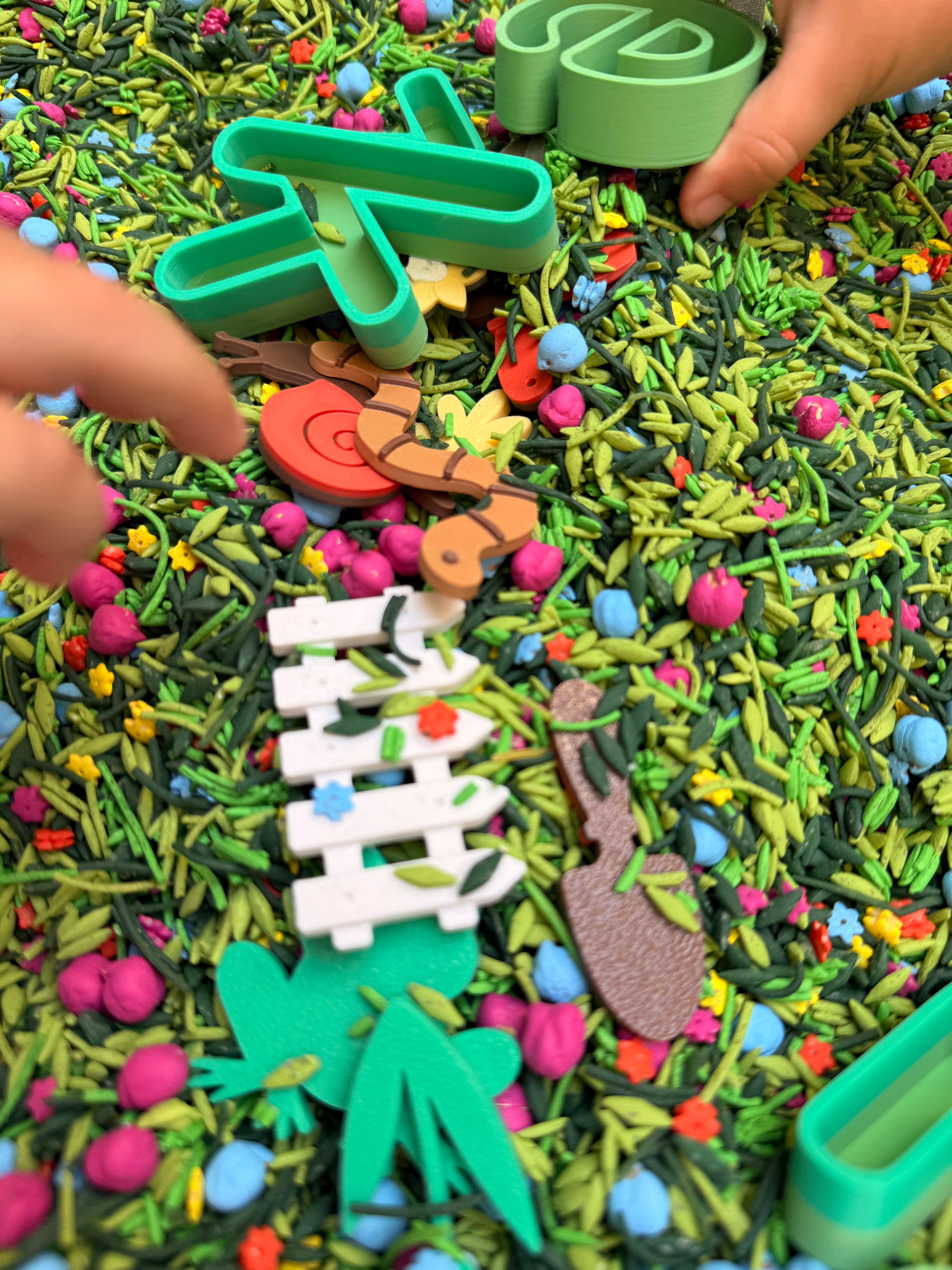 Mix sensorial con objetos 3D — Charcos y Pétalos